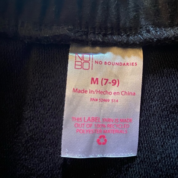 Pleated black miniskirt - Picture 3 of 4